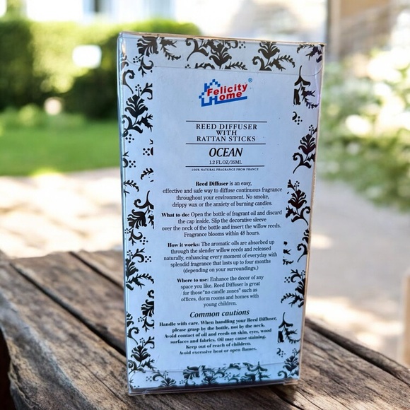 🛍️ Felicity Home Reed Diffuser With Rattan Sticks in Scent Ocean - Picture 2 of 3